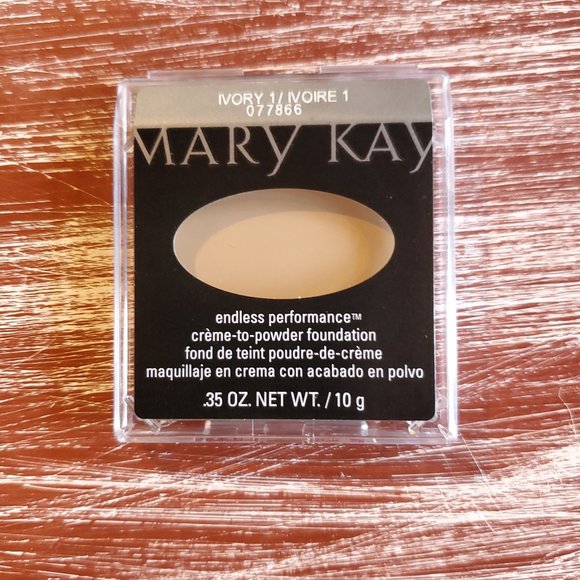 Ivory 1 Endless Performance Creme-to-Powder Foundation - Picture 1 of 4